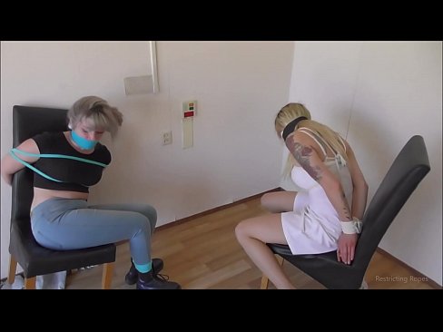 ❤️ Bağımlı / bağlı ve ağzı tıkalı / sıkıntı içinde küçük hanım ☑ Sürtükler pornoda tr.teatroporno.ru ❌❤